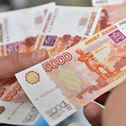 В Крымстате назвали среднюю зарплату в 2017 году  