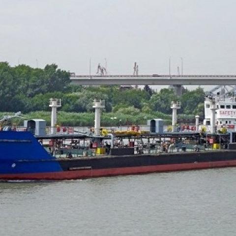 В Херсоне все-таки арестовали танкер, якобы доставлявший топливо в Крым  